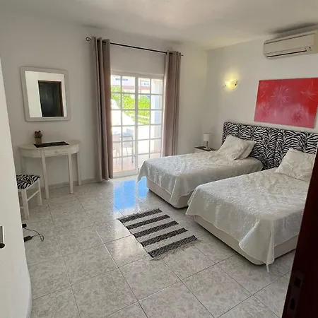 Nightingale Villa *