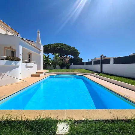 Nightingale Albufeira