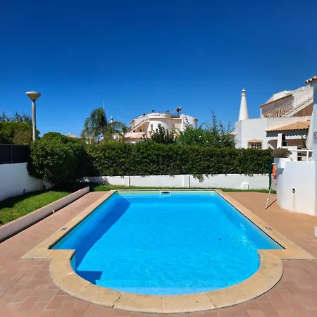 Nightingale * Албуфейра